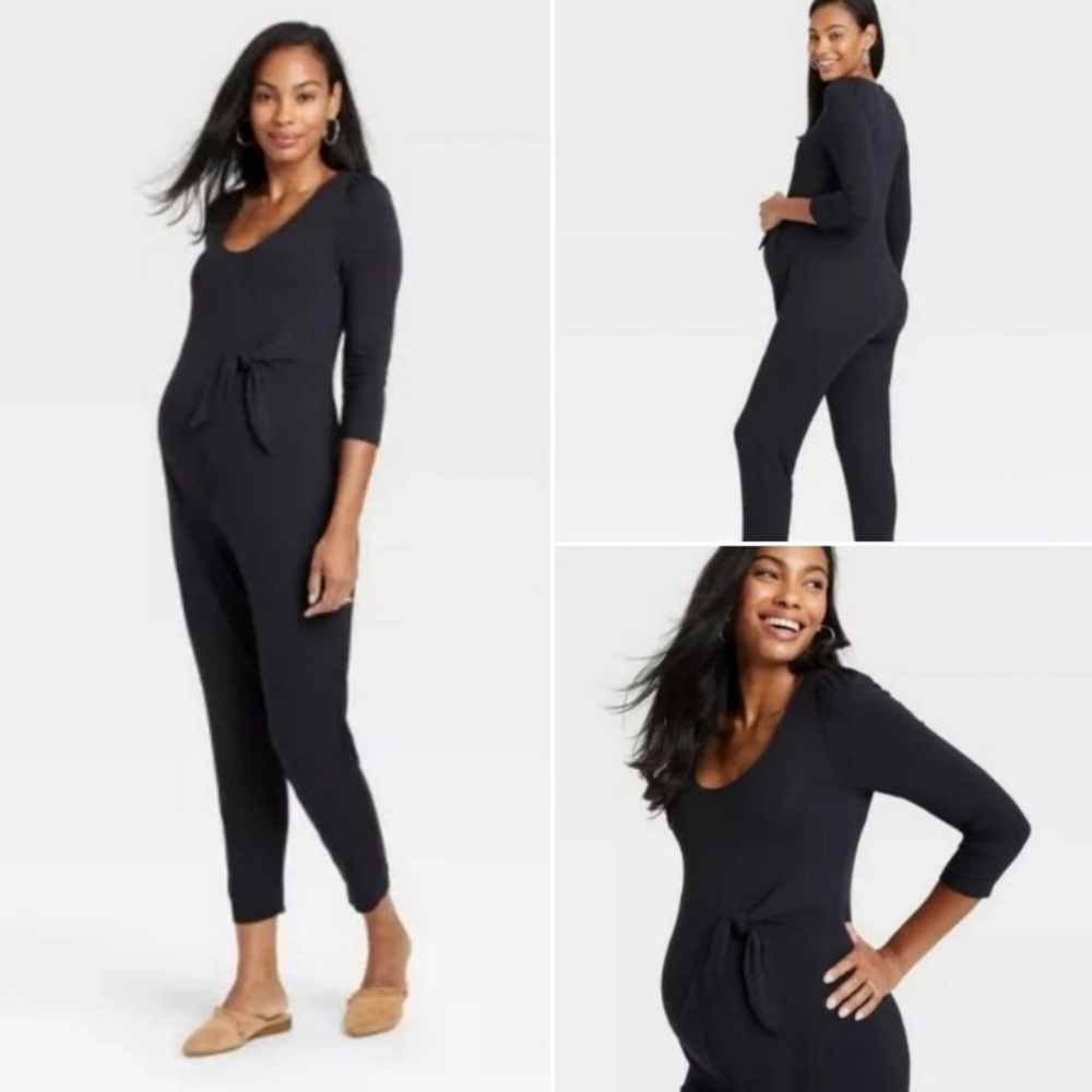 Woman’s maternity romper/jumpsuit